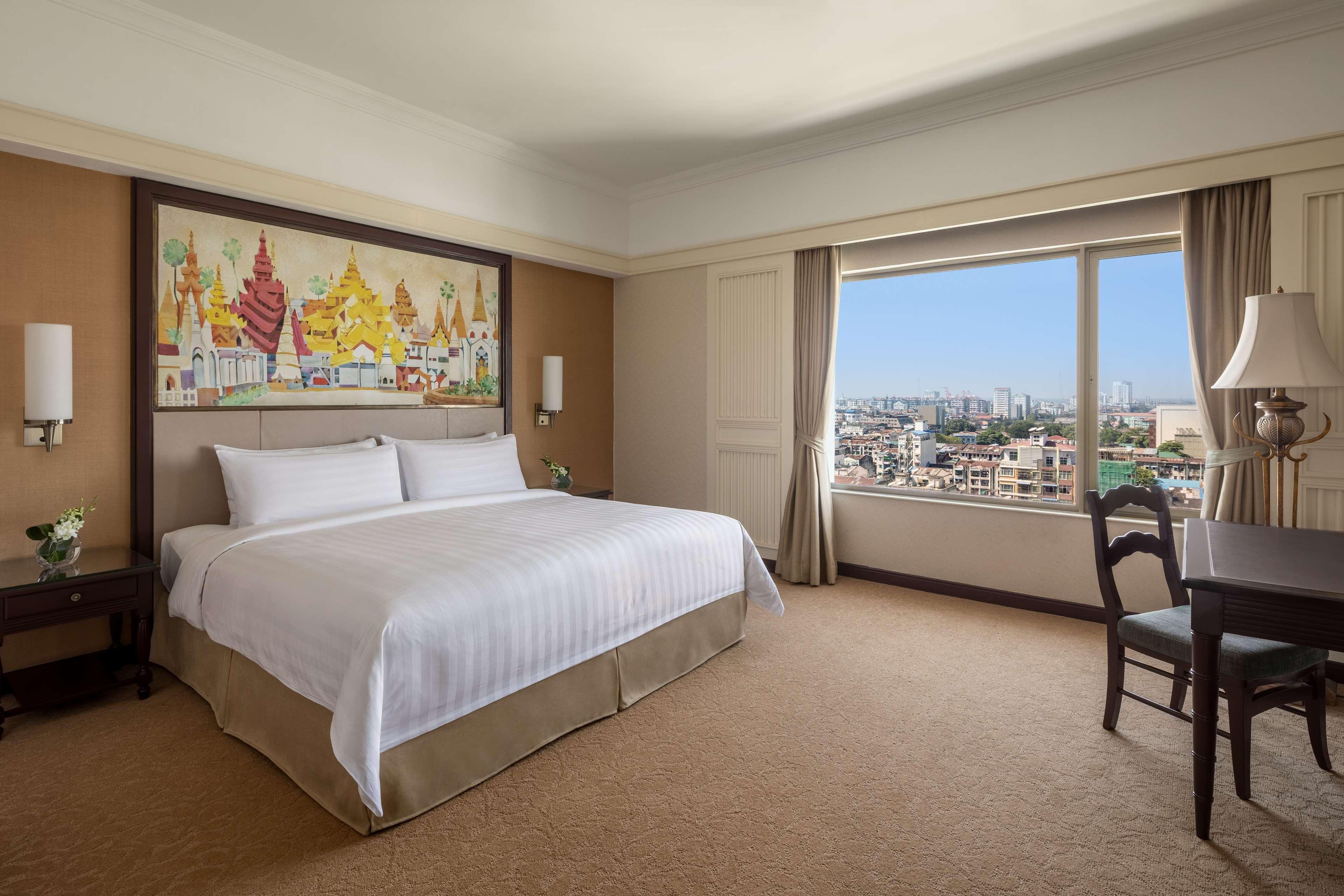 Sule Shangri-La Yangón Exterior foto