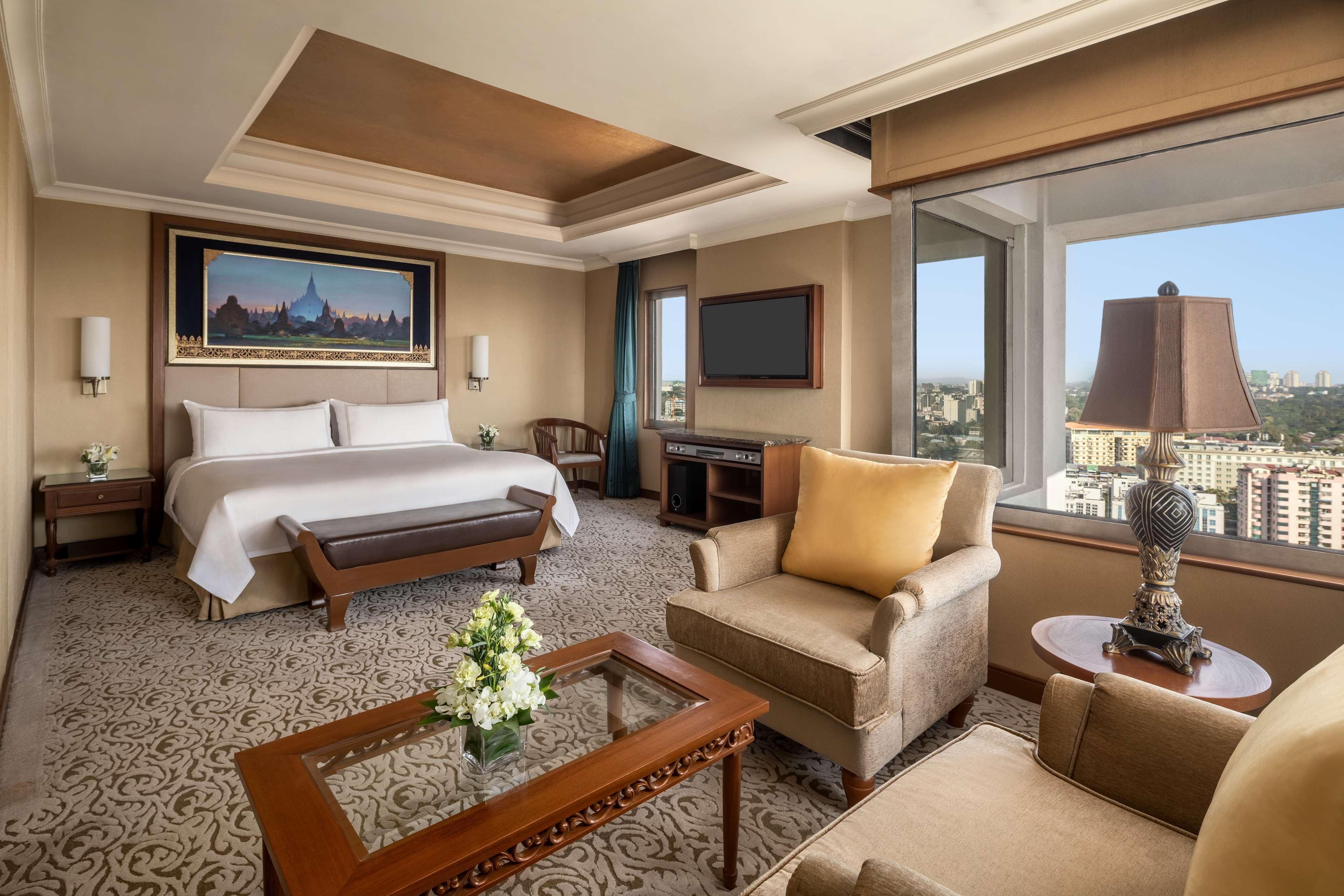 Sule Shangri-La Yangón Exterior foto